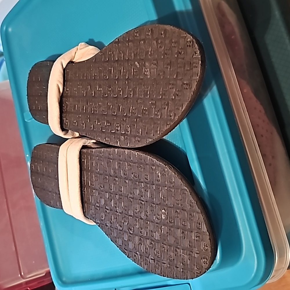 Flip flop - Picture 2 of 2
